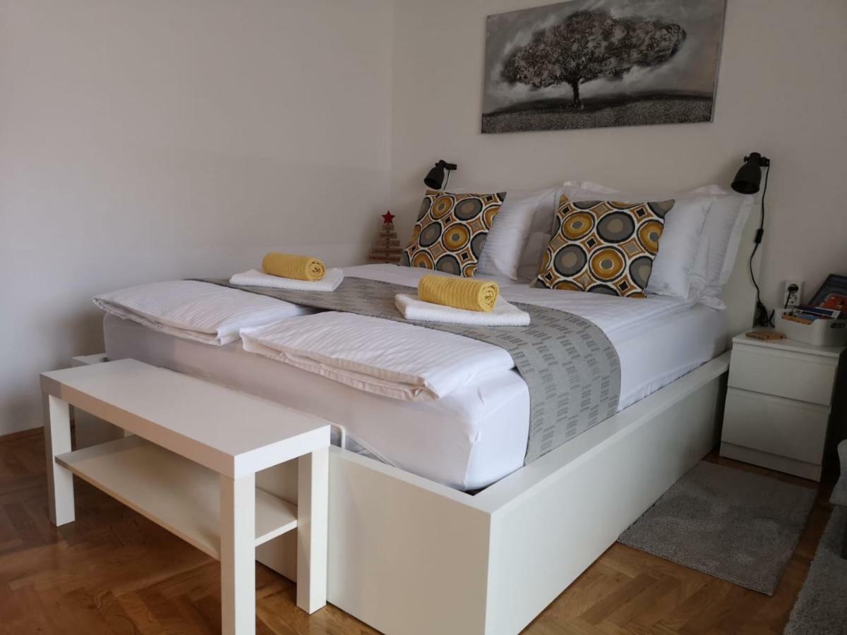 Studio Apartman Comodo Загреб Экстерьер фото