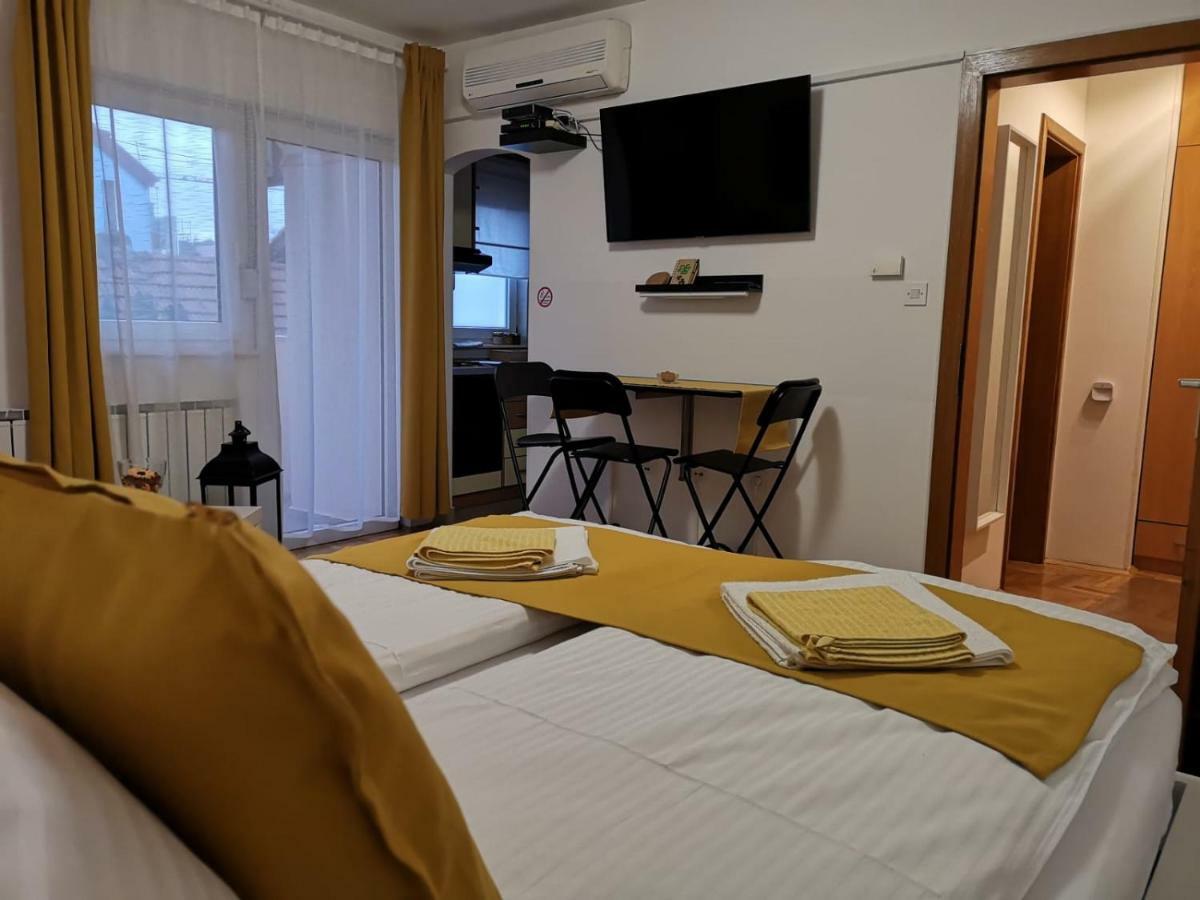 Studio Apartman Comodo Загреб Экстерьер фото