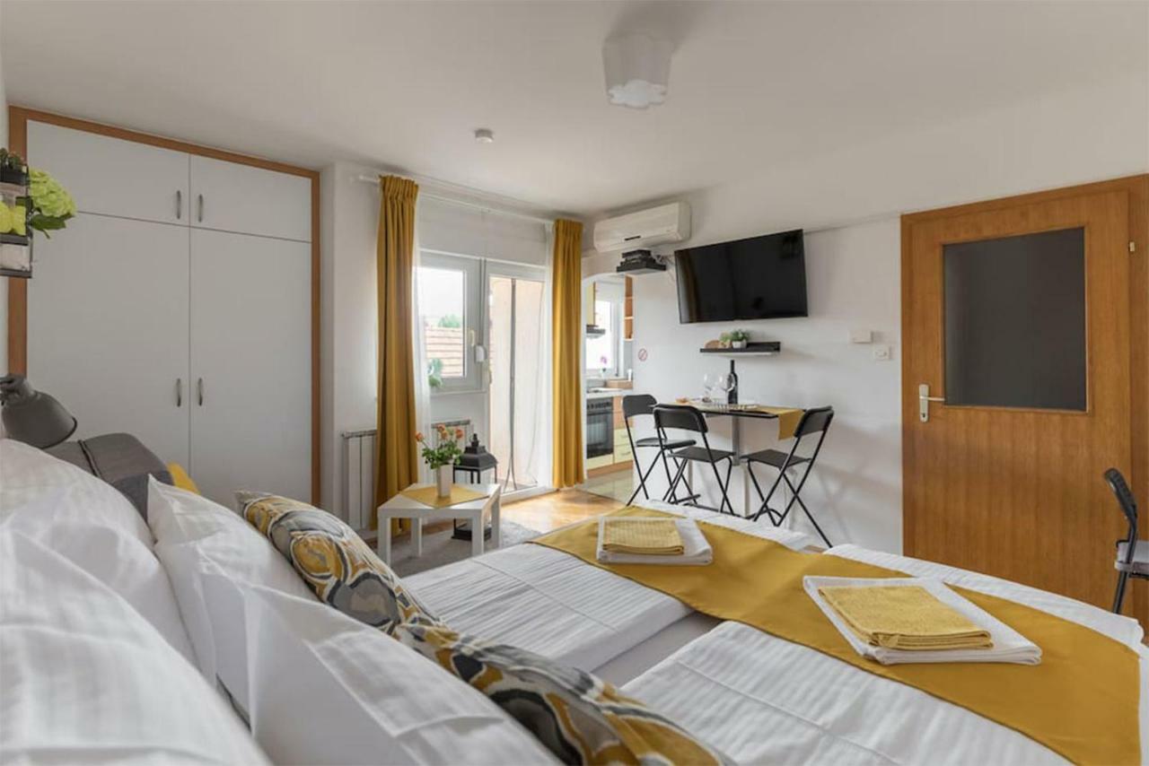Studio Apartman Comodo Загреб Экстерьер фото